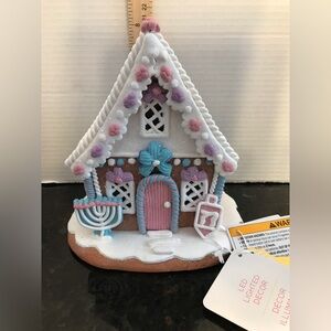 NEW Festive Lights Hanukkah Gingerbread House